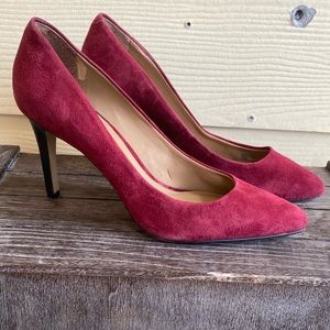 Ann Taylor Maroon Suede Pumps